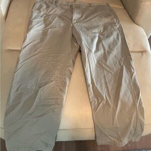 Izod Men's Khaki Chinos